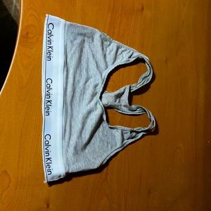 Calvin Klein Sports Bra